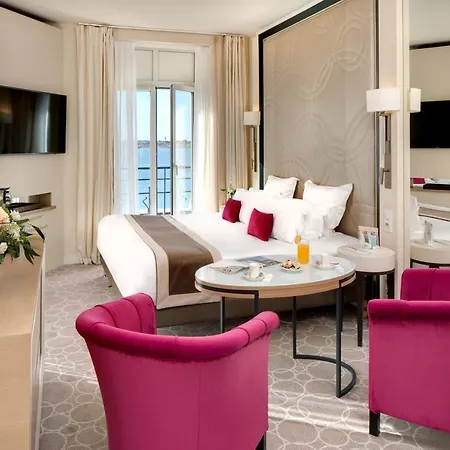 Grand & Thalasso 호텔