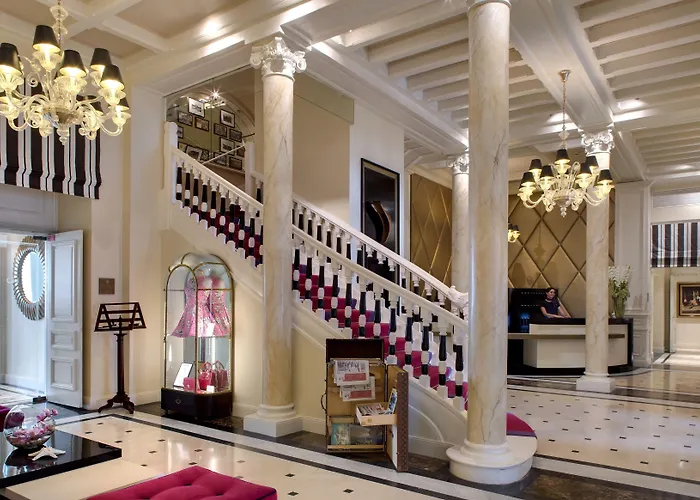 Hotel Grand & Thalasso Saint-Jean-de-Luz