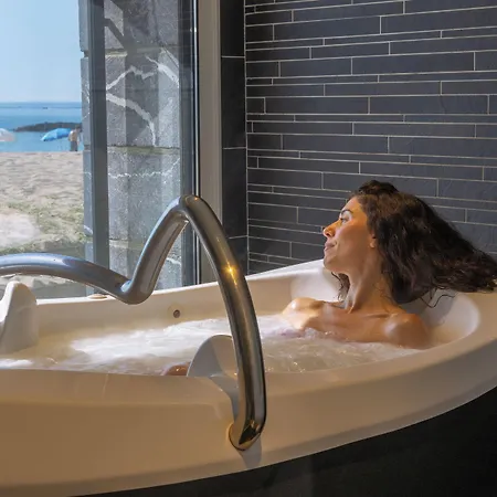 Grand & Thalasso Hotel