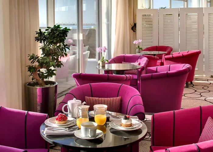 Grand & Thalasso 5* サン＝ジャン＝ド＝リュズ