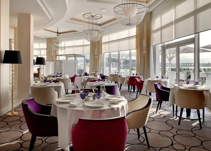 Grand & Thalasso サン＝ジャン＝ド＝リュズ